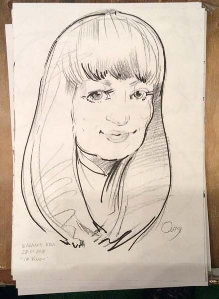 Рисунок лица Оли черным карандашем от шаржиста Мишеля