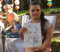 Катя позирует мастеру в Пионерском